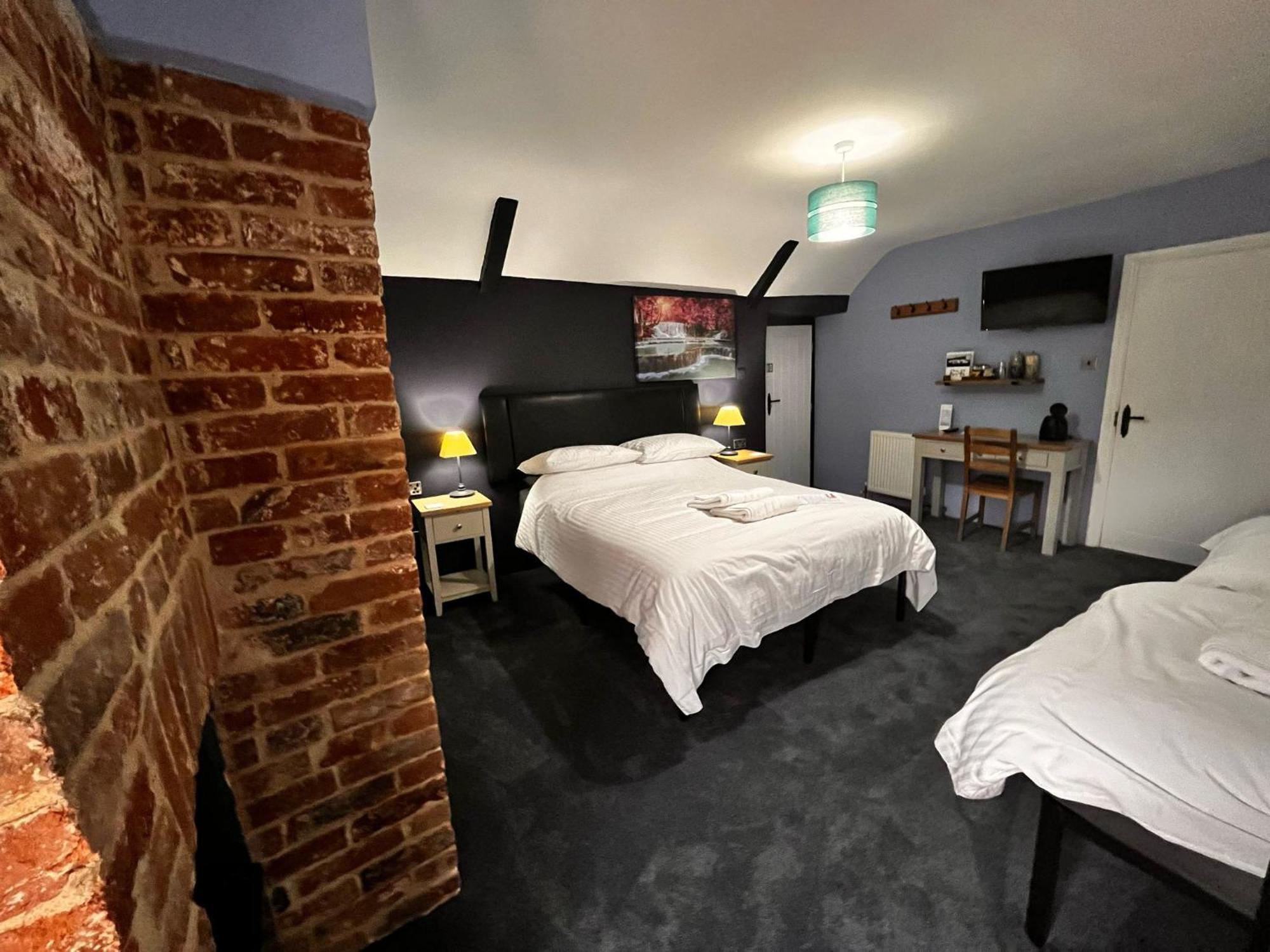 Old Manor House Bed & Breakfast Axbridge Bagian luar foto