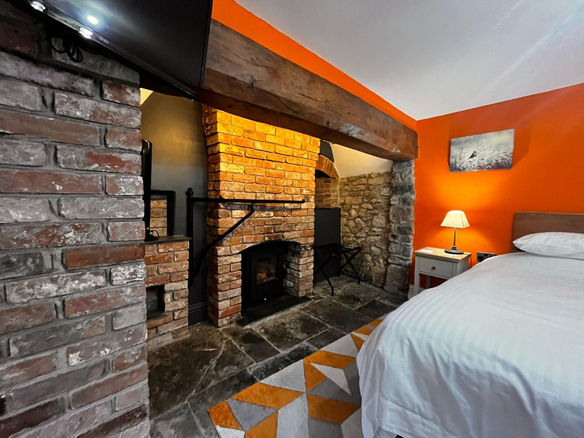 Old Manor House Bed & Breakfast Axbridge Bagian luar foto