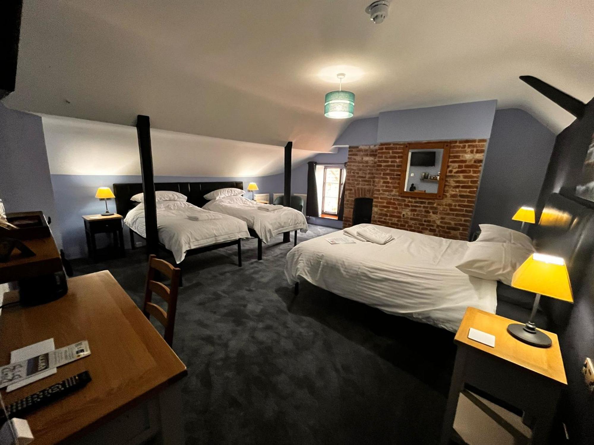 Old Manor House Bed & Breakfast Axbridge Bagian luar foto