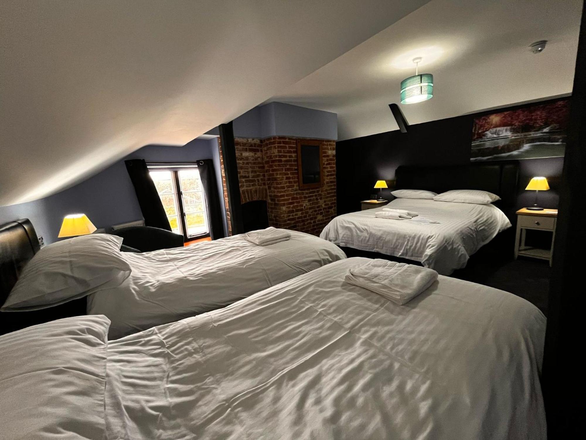 Old Manor House Bed & Breakfast Axbridge Bagian luar foto