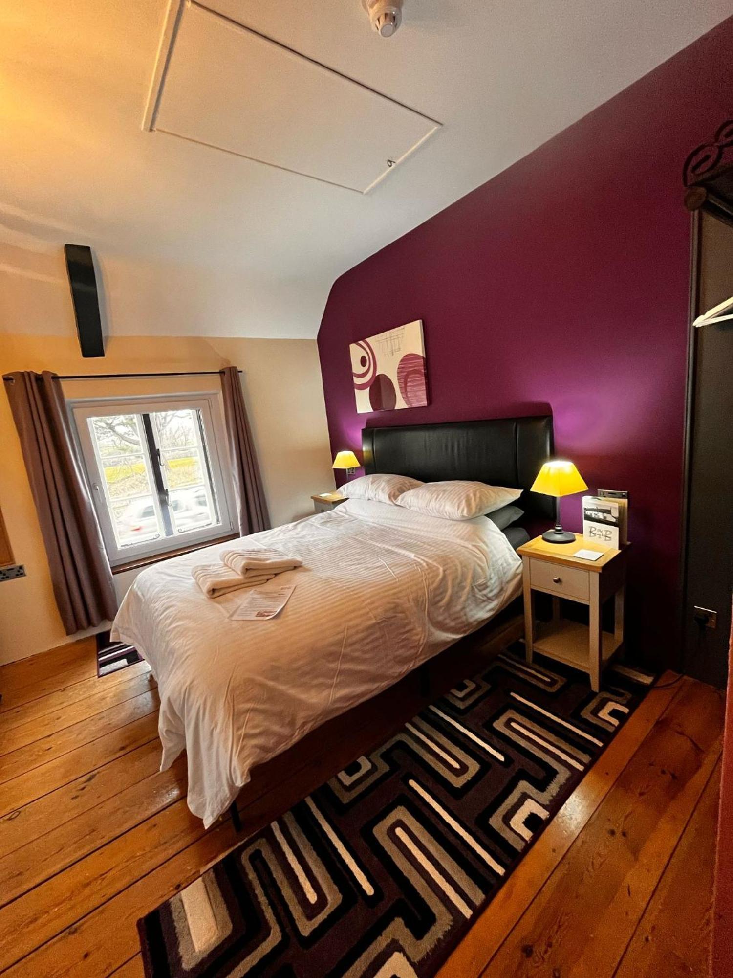 Old Manor House Bed & Breakfast Axbridge Bagian luar foto