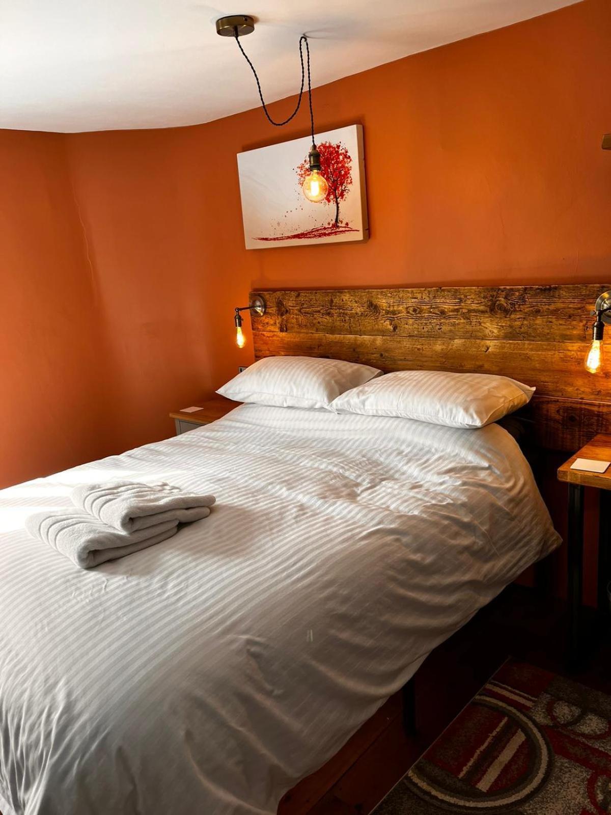 Old Manor House Bed & Breakfast Axbridge Bagian luar foto