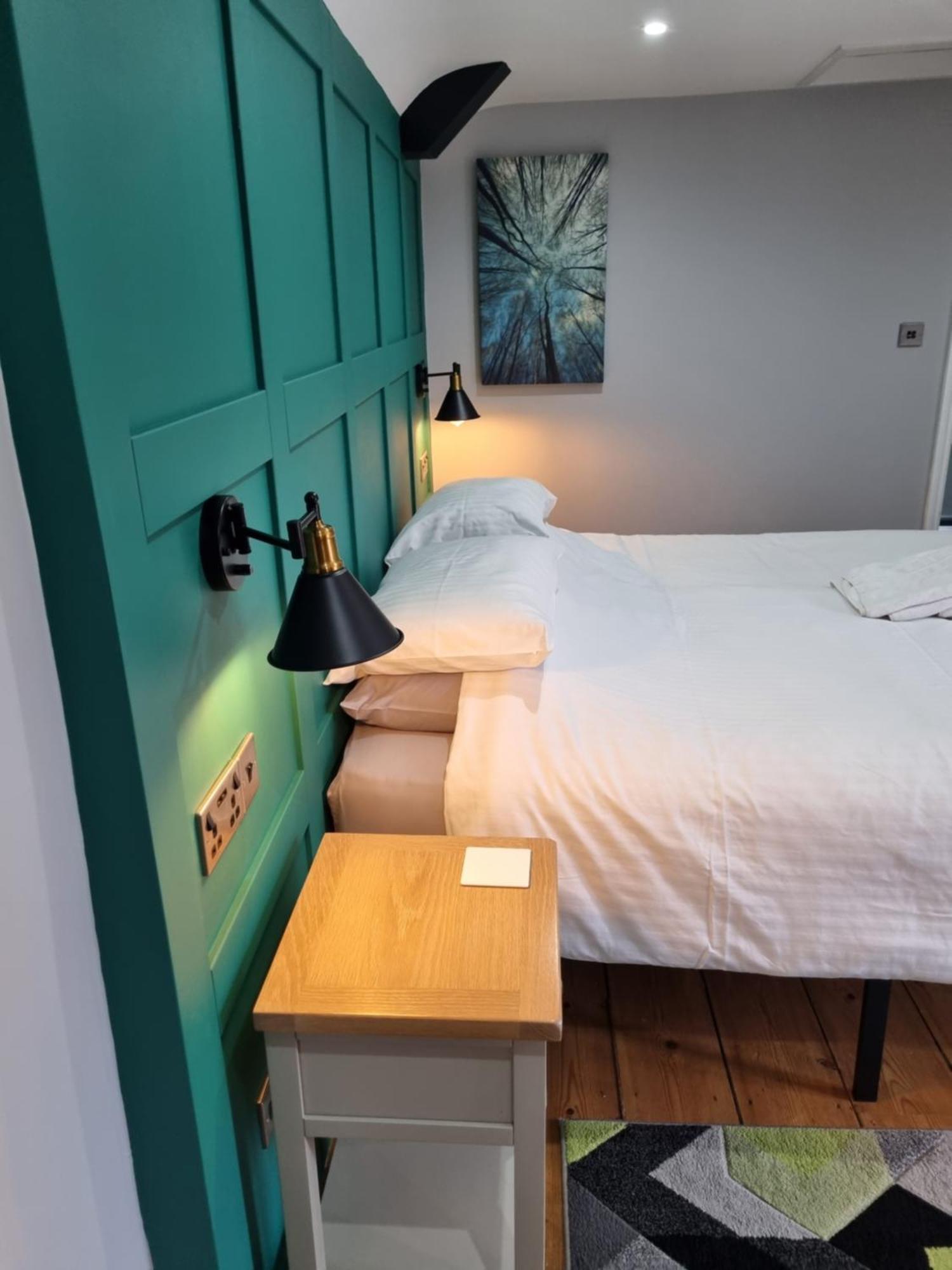 Old Manor House Bed & Breakfast Axbridge Bagian luar foto